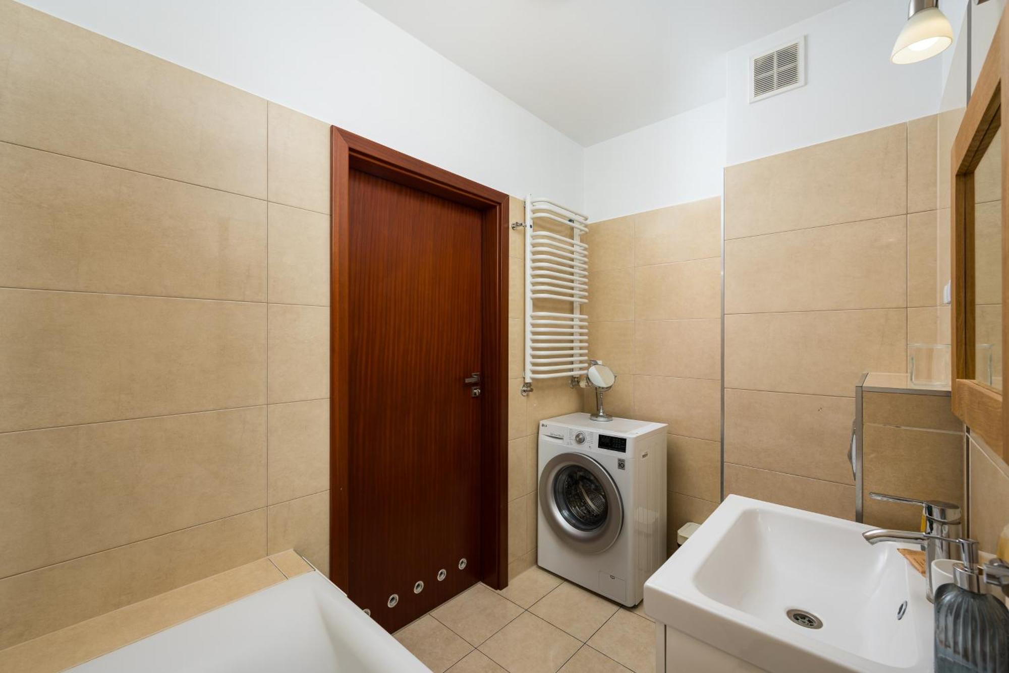 Metro Ksiecia Janusza Cosy Apartment Warschau Buitenkant foto